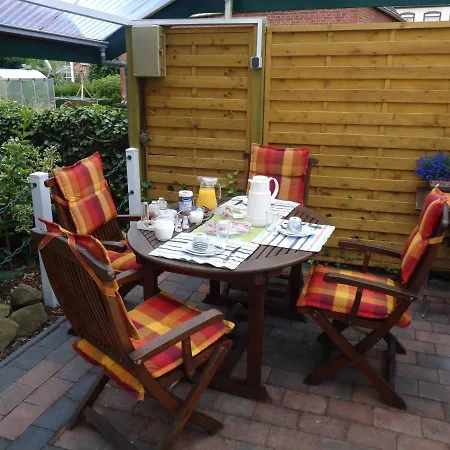 Bastan - Haus Katharina * 엠덴