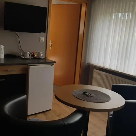 Bastan - Haus Katharina 홈스테이 엠덴